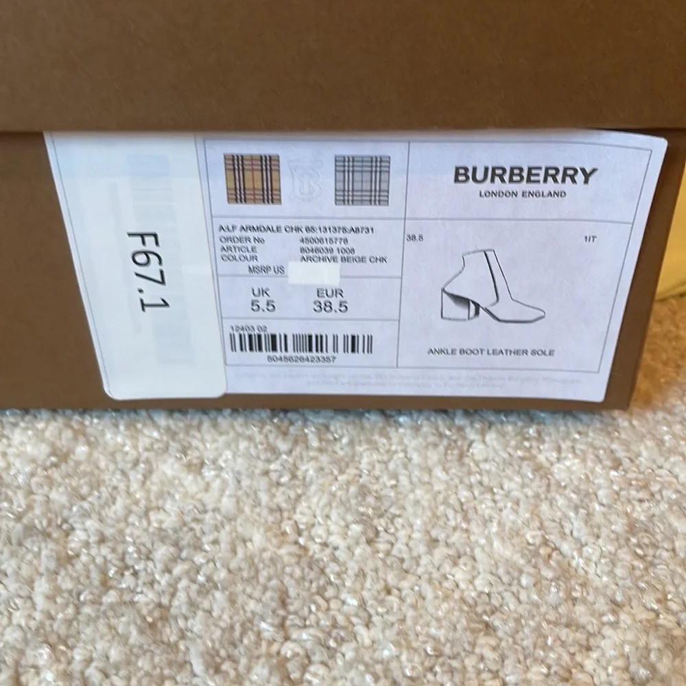 NWT Burberry Armdale Check Plaid Ankle Boots - Picture 2 of 7